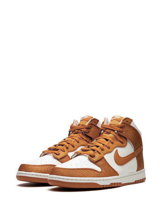 Nike Dunk High Monarch (No box)