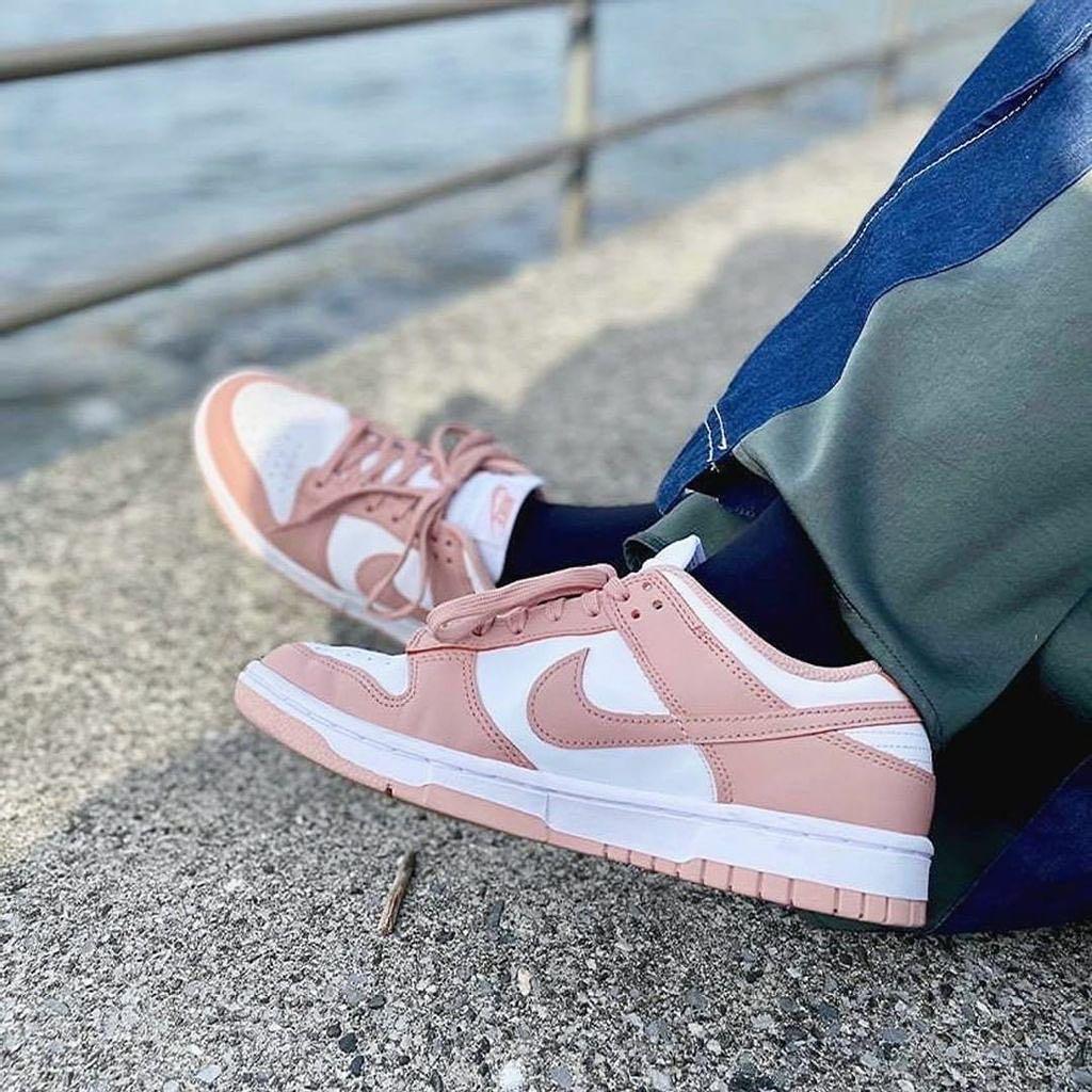 Nike Dunk Low Rose Whisper